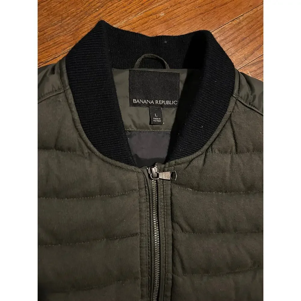 Banana Republic olive banana
